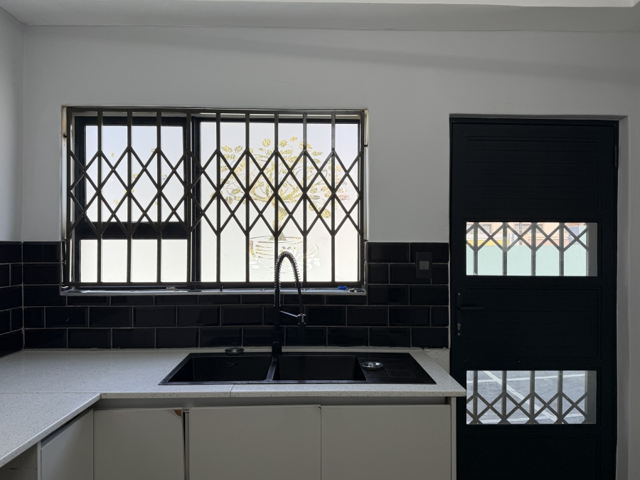 To Let 4 Bedroom Property for Rent in Mindalore Gauteng