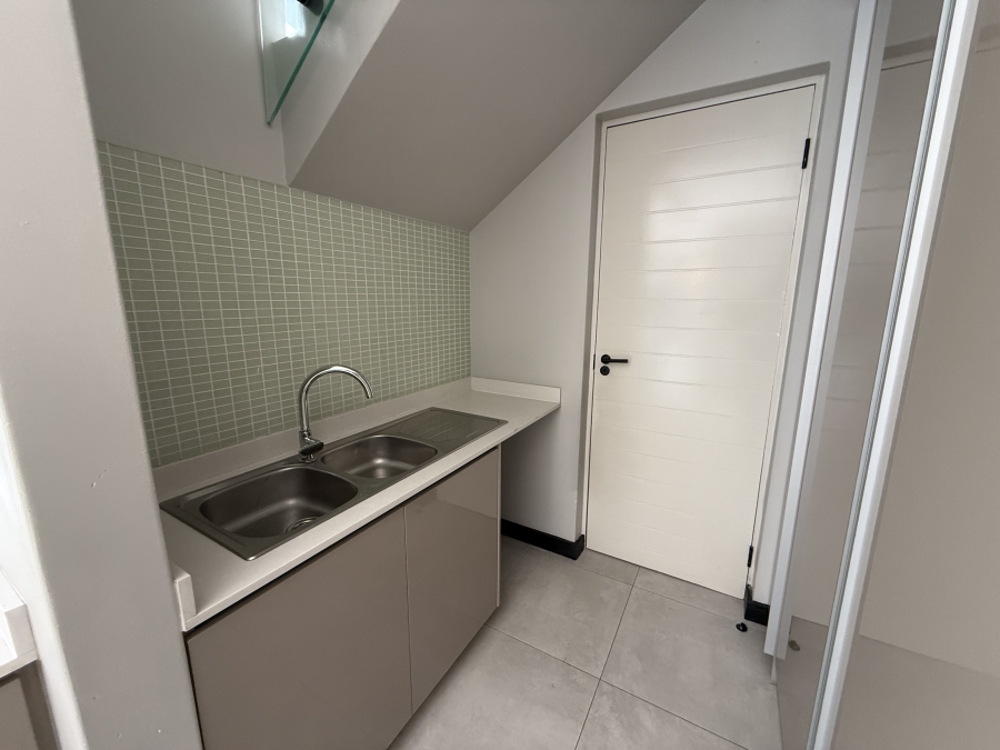 To Let 3 Bedroom Property for Rent in Bryanston Gauteng