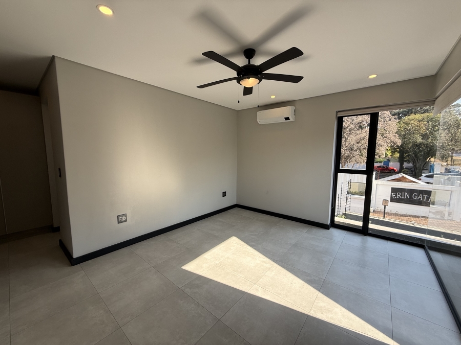 To Let 3 Bedroom Property for Rent in Bryanston Gauteng