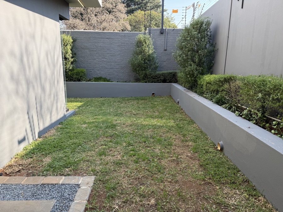 To Let 3 Bedroom Property for Rent in Bryanston Gauteng