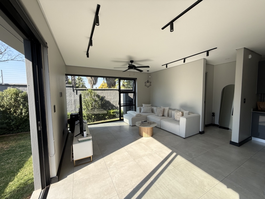 To Let 3 Bedroom Property for Rent in Bryanston Gauteng