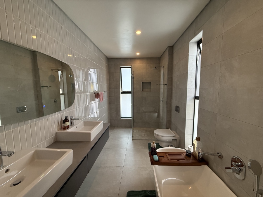 To Let 3 Bedroom Property for Rent in Bryanston Gauteng