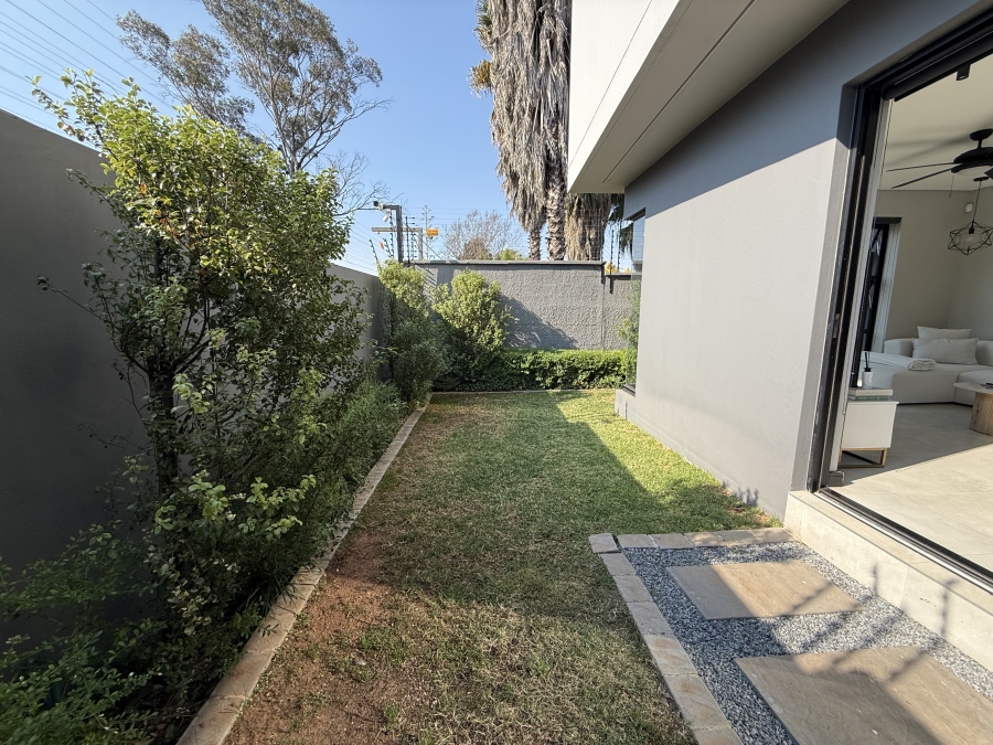 To Let 3 Bedroom Property for Rent in Bryanston Gauteng