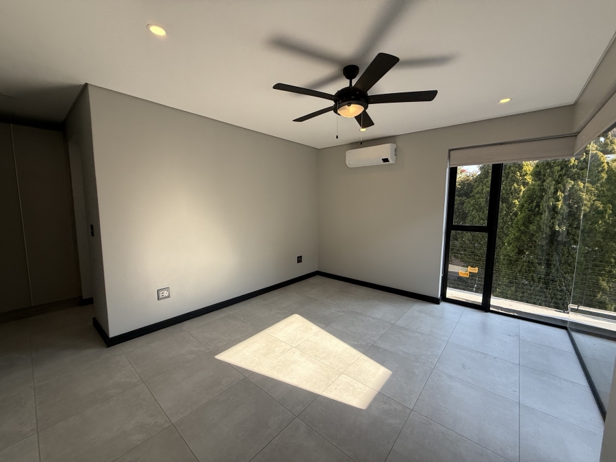 To Let 3 Bedroom Property for Rent in Bryanston Gauteng