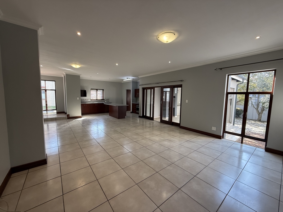 To Let 3 Bedroom Property for Rent in Heritage Hill Gauteng