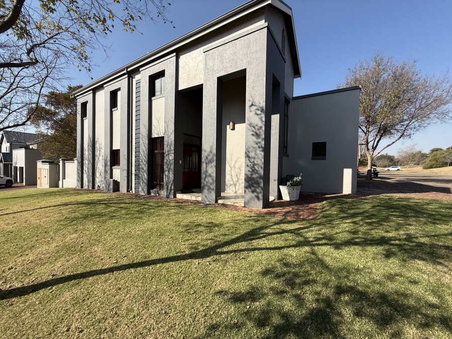 To Let 3 Bedroom Property for Rent in Heritage Hill Gauteng