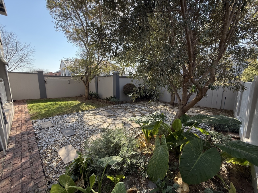 To Let 3 Bedroom Property for Rent in Heritage Hill Gauteng