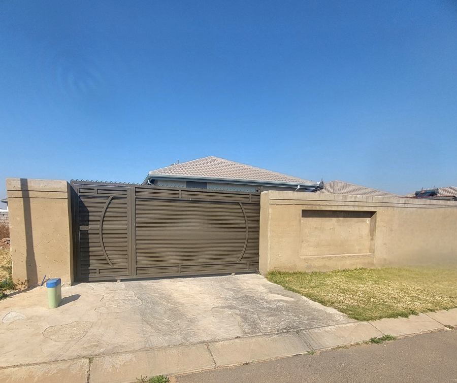 3 Bedroom Property for Sale in Salfin Gauteng
