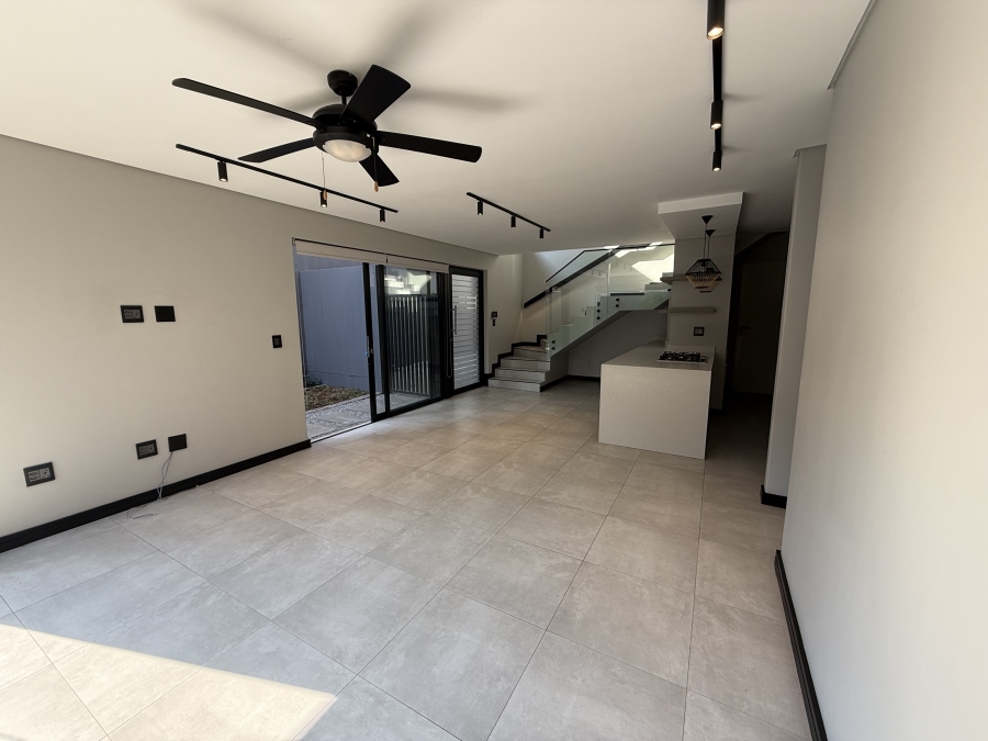 To Let 3 Bedroom Property for Rent in Bryanston Gauteng