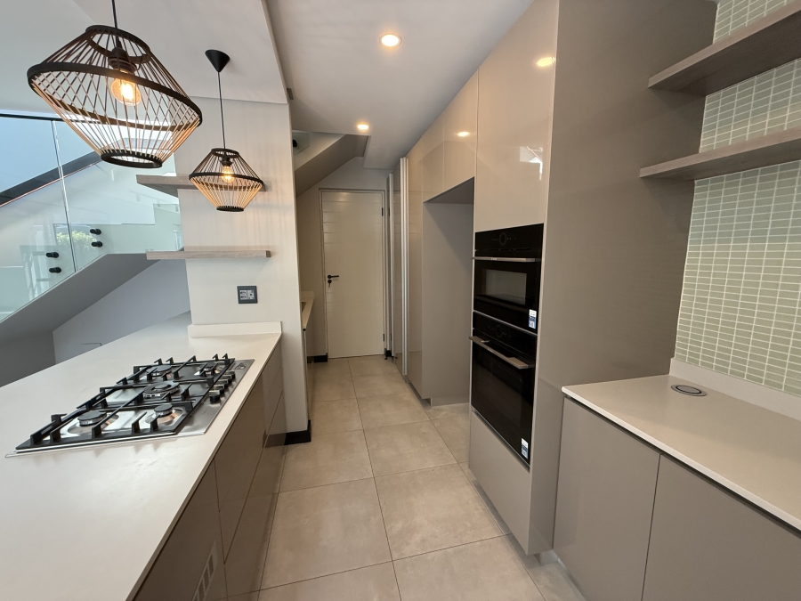 To Let 3 Bedroom Property for Rent in Bryanston Gauteng