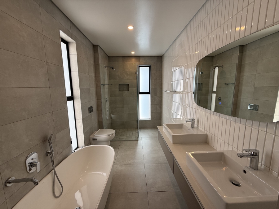 To Let 3 Bedroom Property for Rent in Bryanston Gauteng