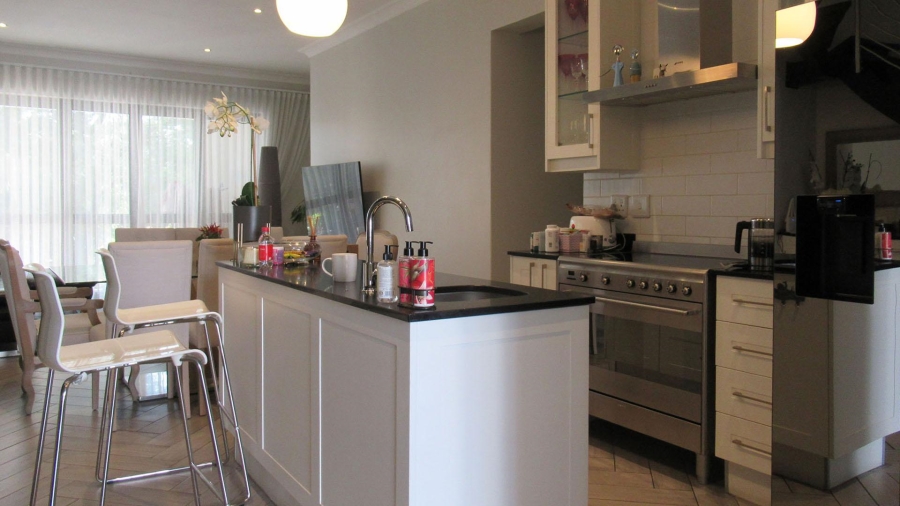 3 Bedroom Property for Sale in Bryanston Gauteng