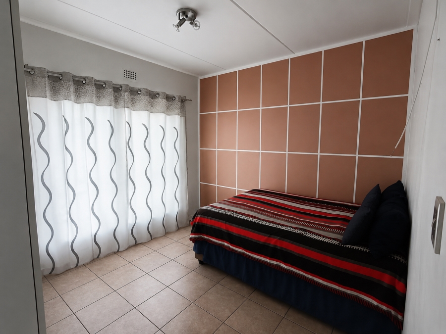2 Bedroom Property for Sale in Sonneveld Gauteng