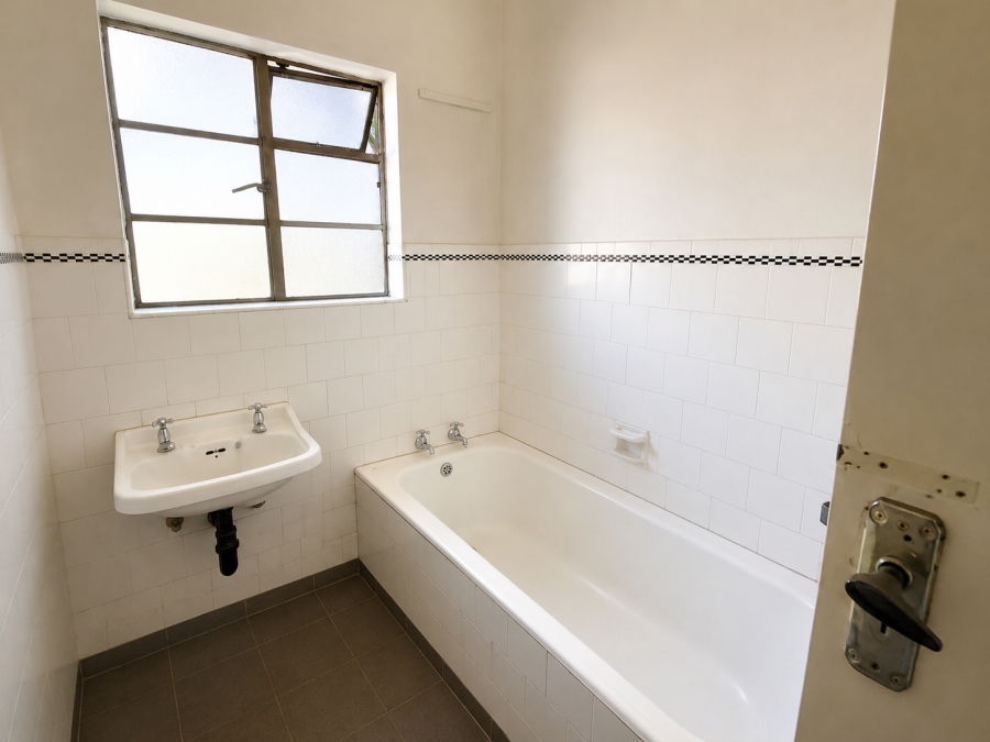 8 Bedroom Property for Sale in Bertrams Gauteng