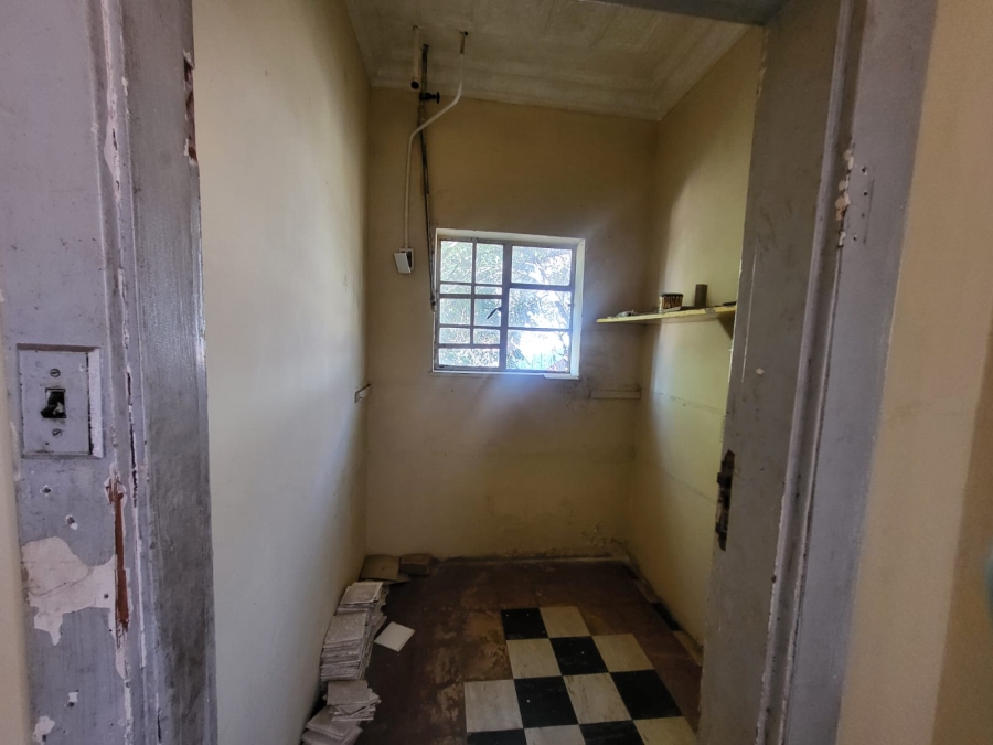 8 Bedroom Property for Sale in Bertrams Gauteng