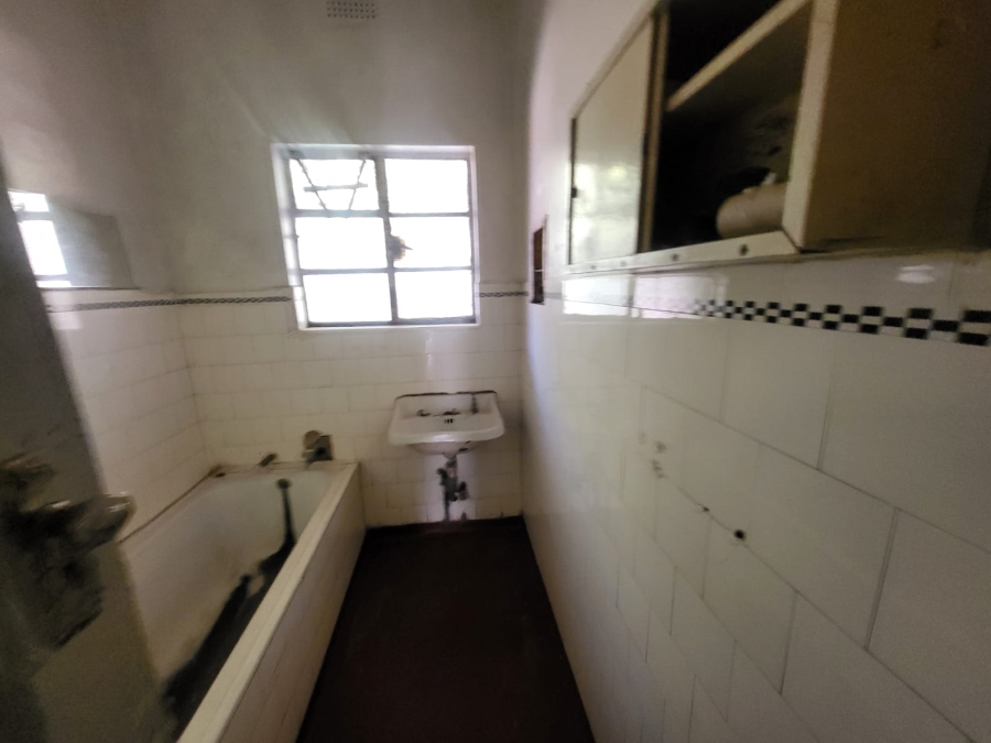 8 Bedroom Property for Sale in Bertrams Gauteng