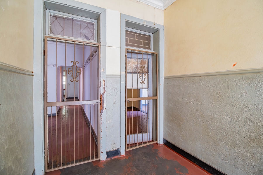 8 Bedroom Property for Sale in Bertrams Gauteng