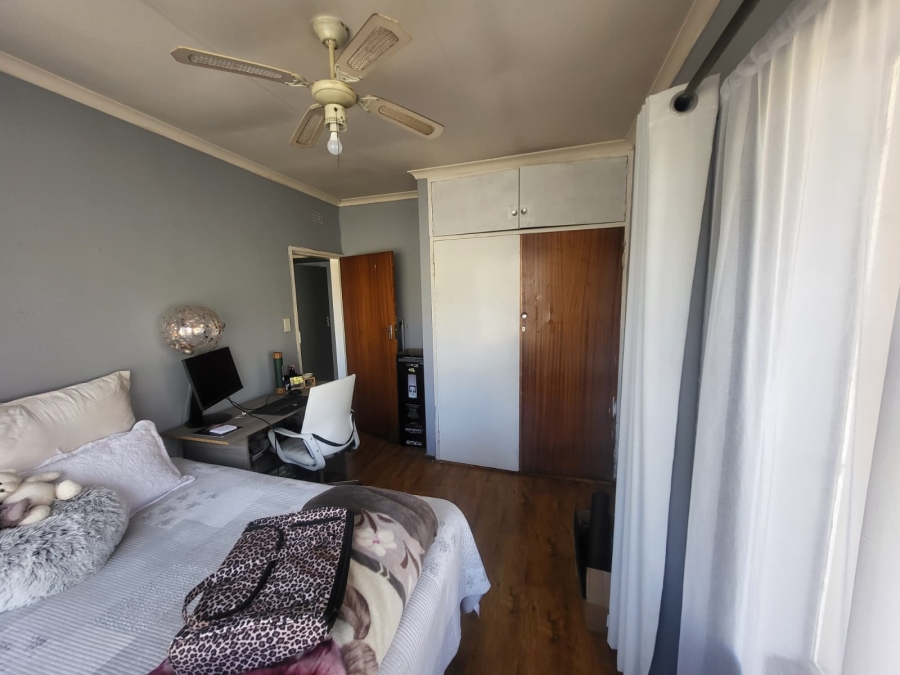 3 Bedroom Property for Sale in Roseacre Gauteng