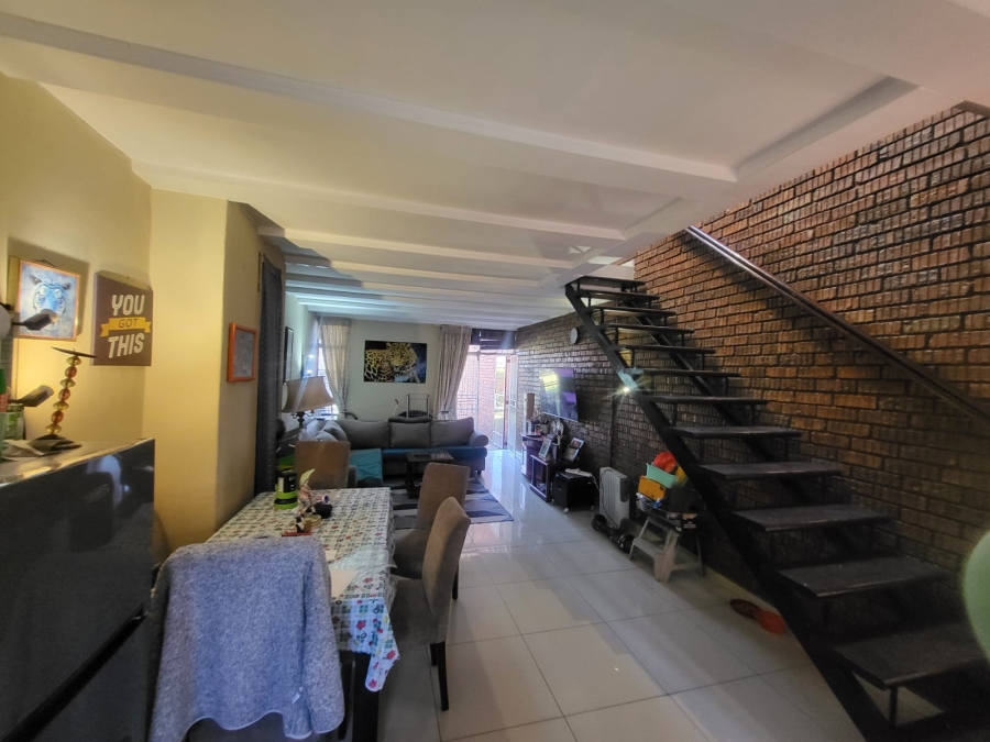 2 Bedroom Property for Sale in The Hill Gauteng