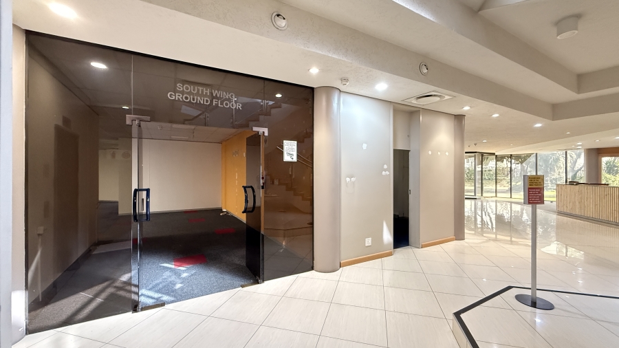 To Let Commercial Property for Rent in Randjespark Gauteng