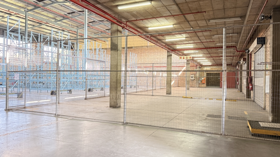 To Let Commercial Property for Rent in Randjespark Gauteng