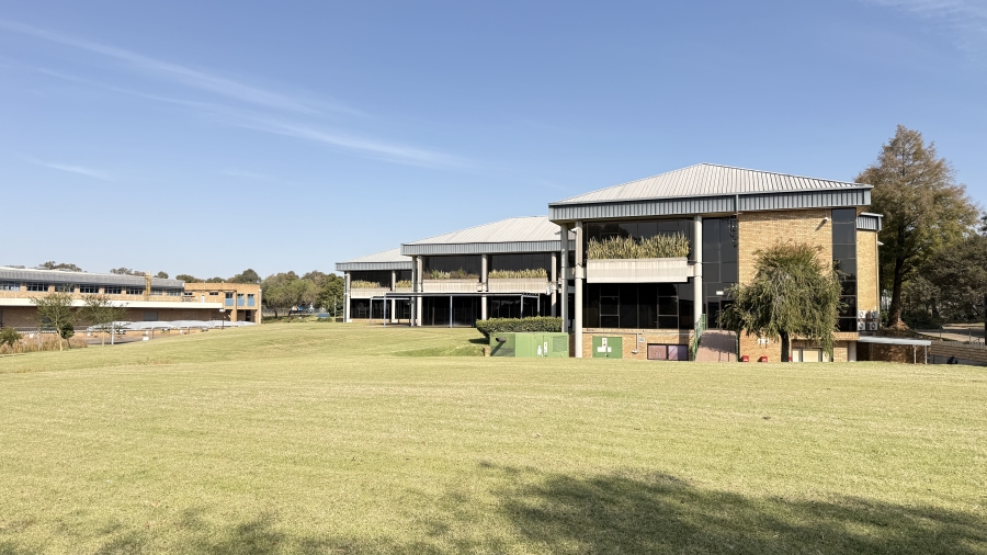To Let Commercial Property for Rent in Randjespark Gauteng