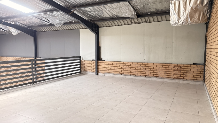 To Let Commercial Property for Rent in Sunderland Ridge Gauteng