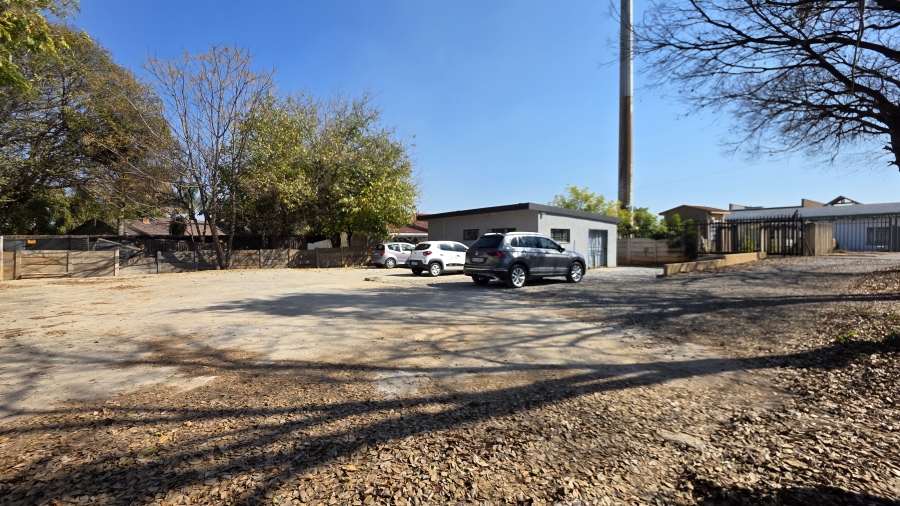 To Let Commercial Property for Rent in Wierda Park Gauteng
