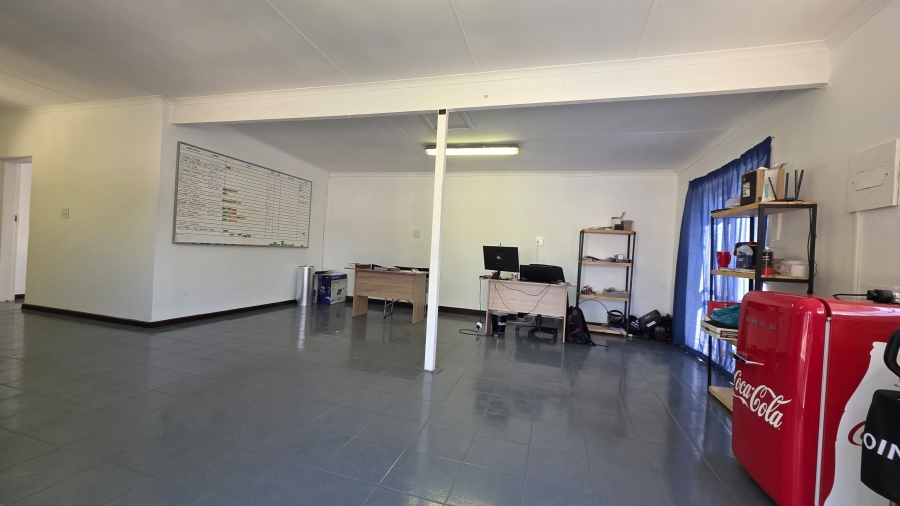 To Let Commercial Property for Rent in Wierda Park Gauteng