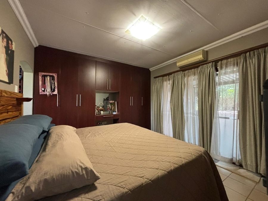 To Let 10 Bedroom Property for Rent in Unitas Park Gauteng