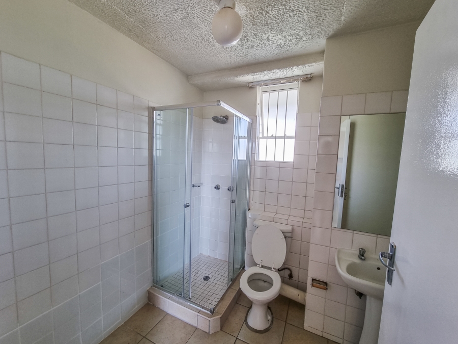 To Let 2 Bedroom Property for Rent in Queenswood Gauteng