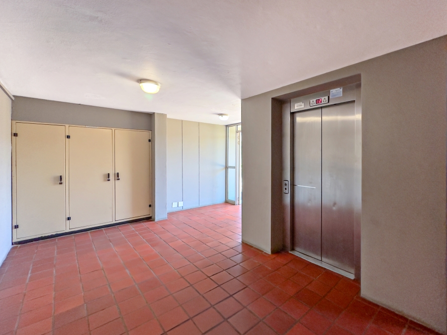 To Let 2 Bedroom Property for Rent in Queenswood Gauteng