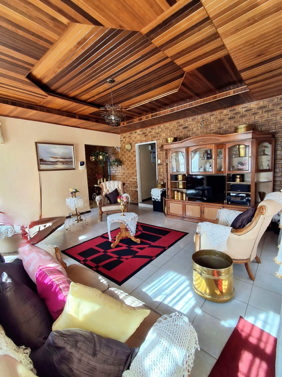 3 Bedroom Property for Sale in Bedworth Park Gauteng