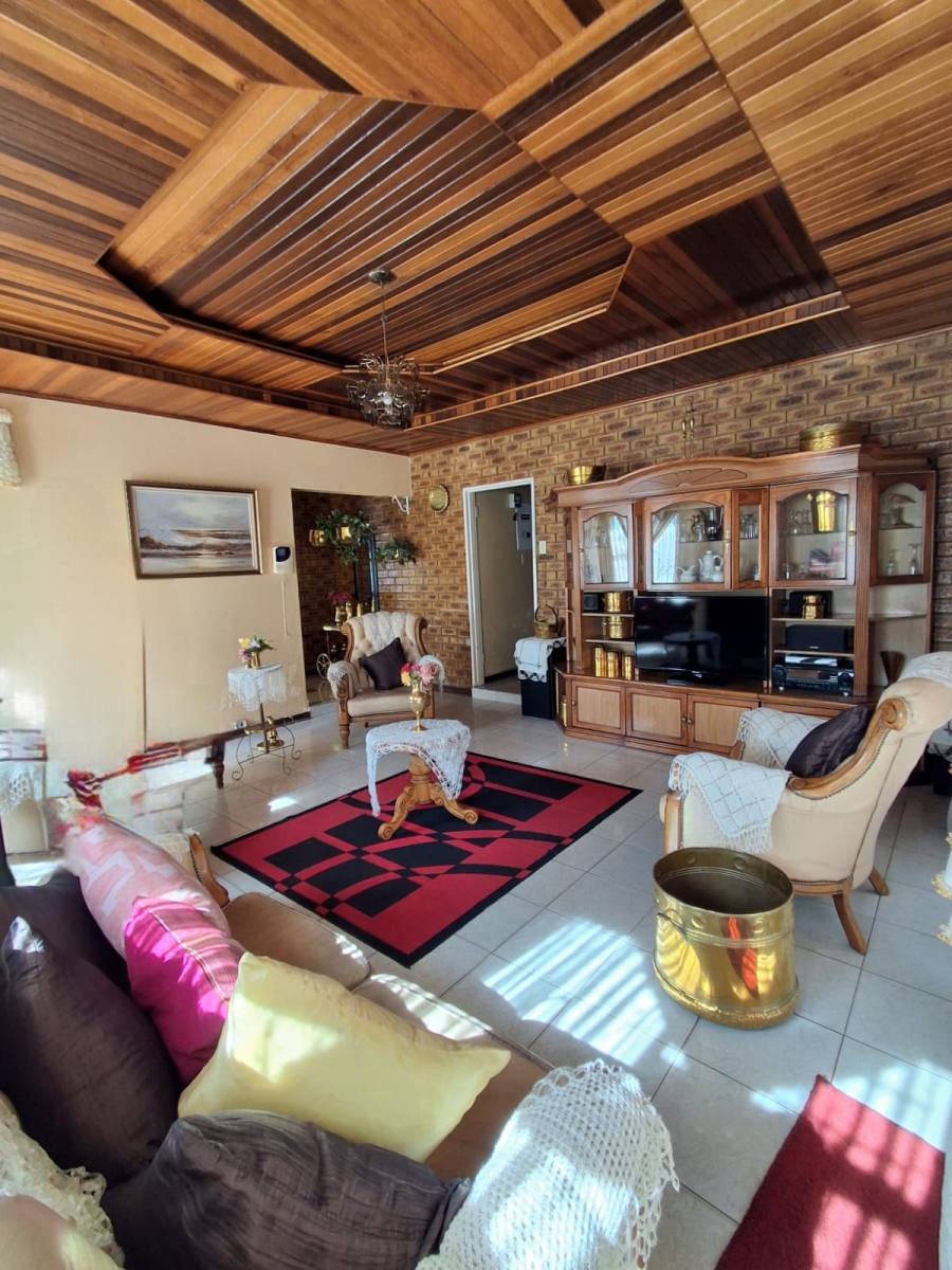 3 Bedroom Property for Sale in Bedworth Park Gauteng