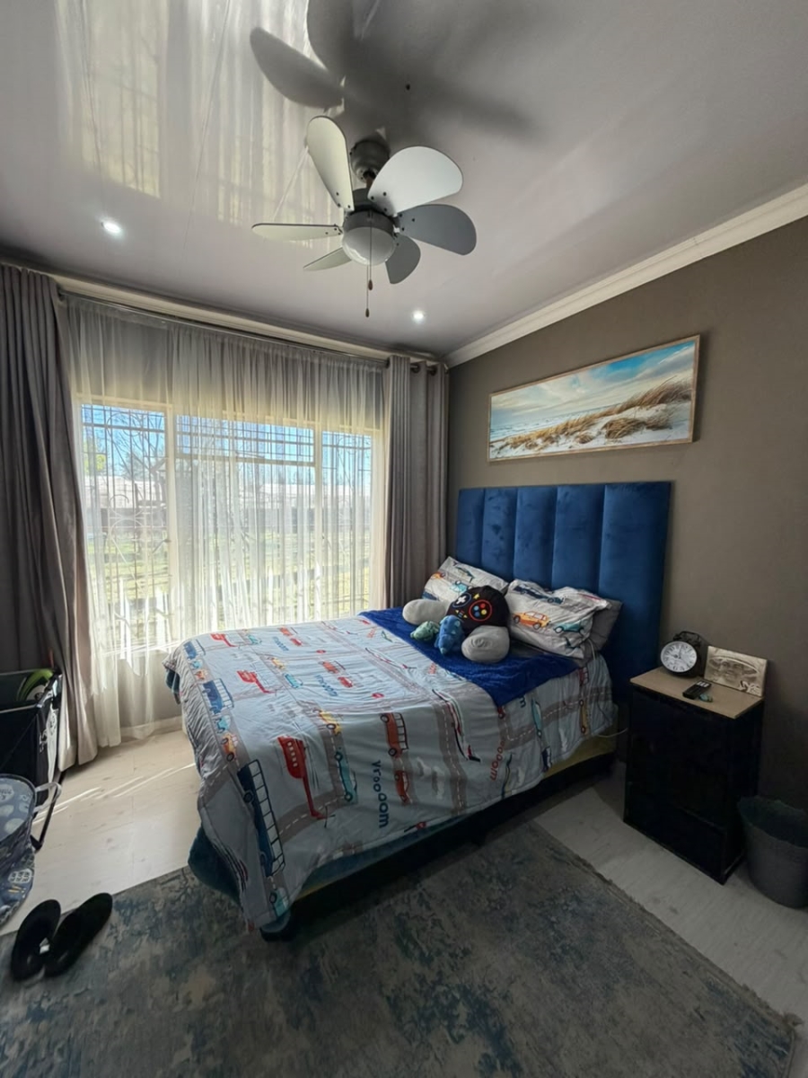 4 Bedroom Property for Sale in Waldrift Gauteng