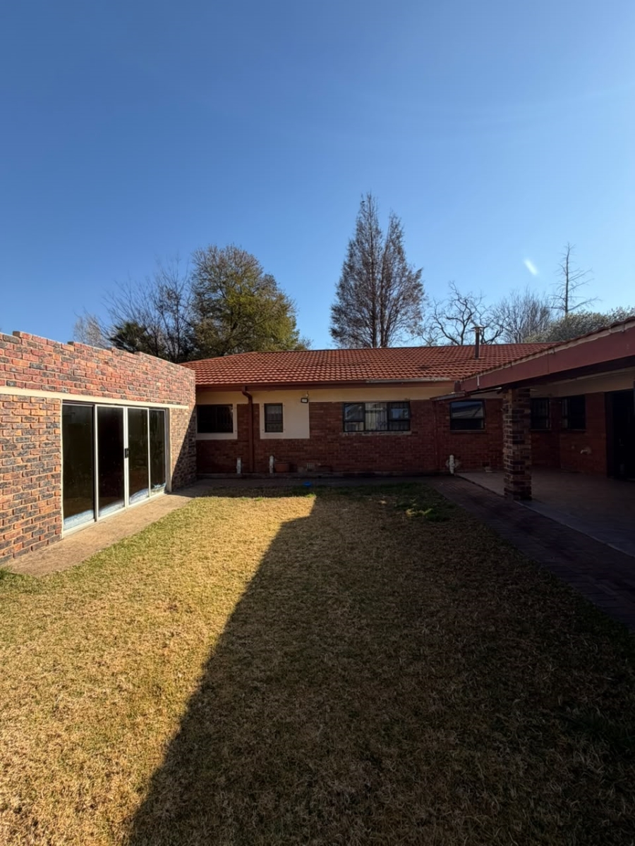 4 Bedroom Property for Sale in Waldrift Gauteng