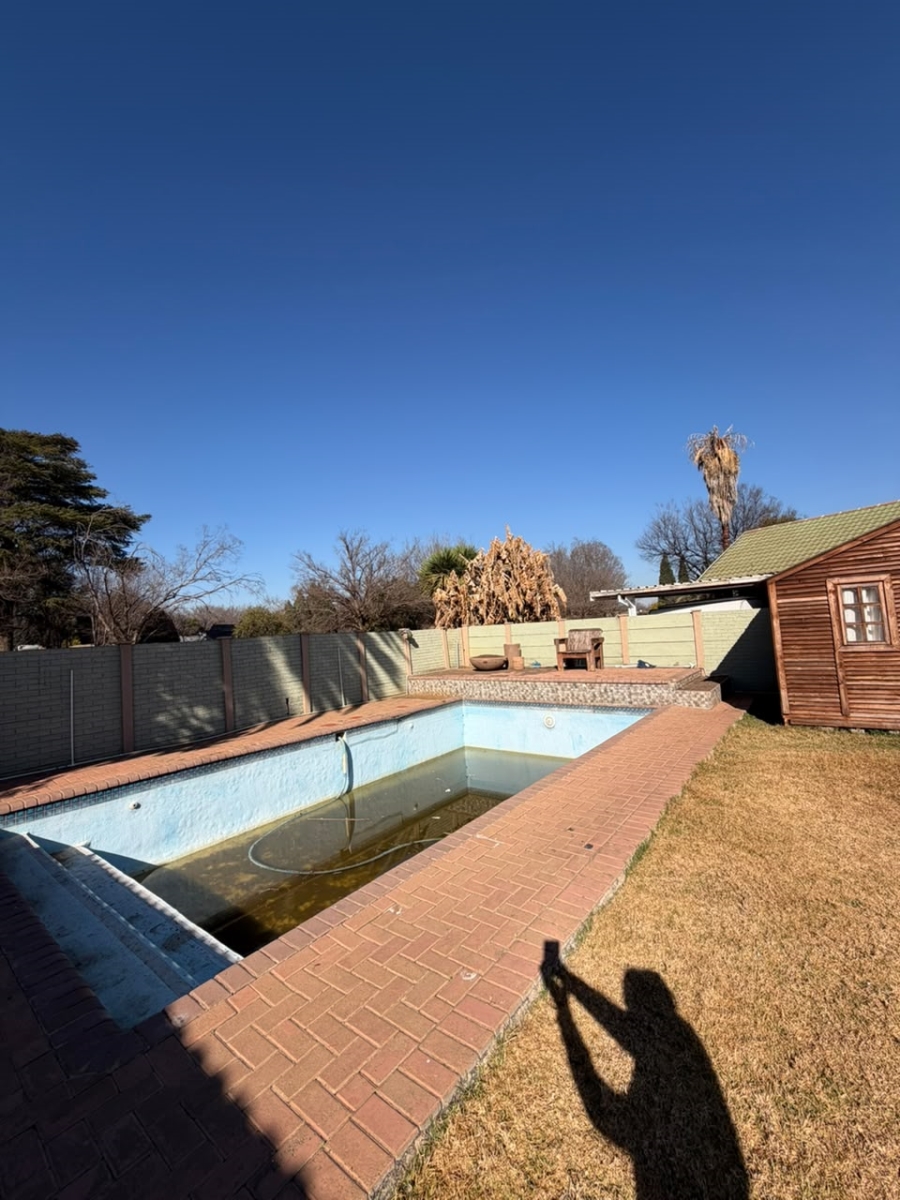 4 Bedroom Property for Sale in Waldrift Gauteng
