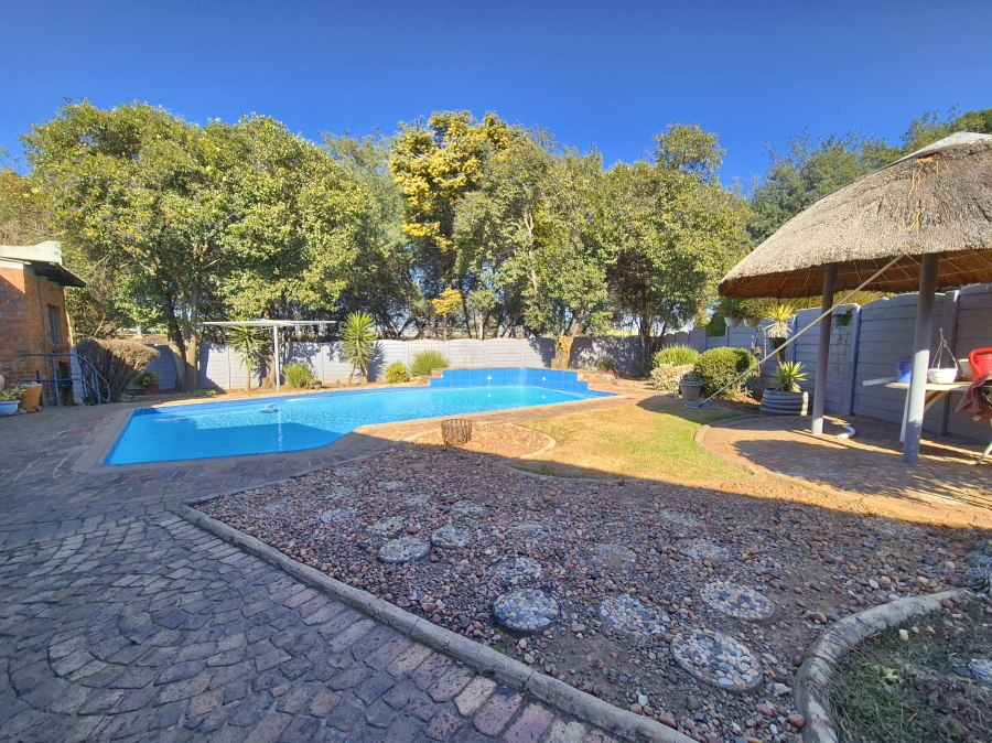 3 Bedroom Property for Sale in Dalpark Proper Gauteng