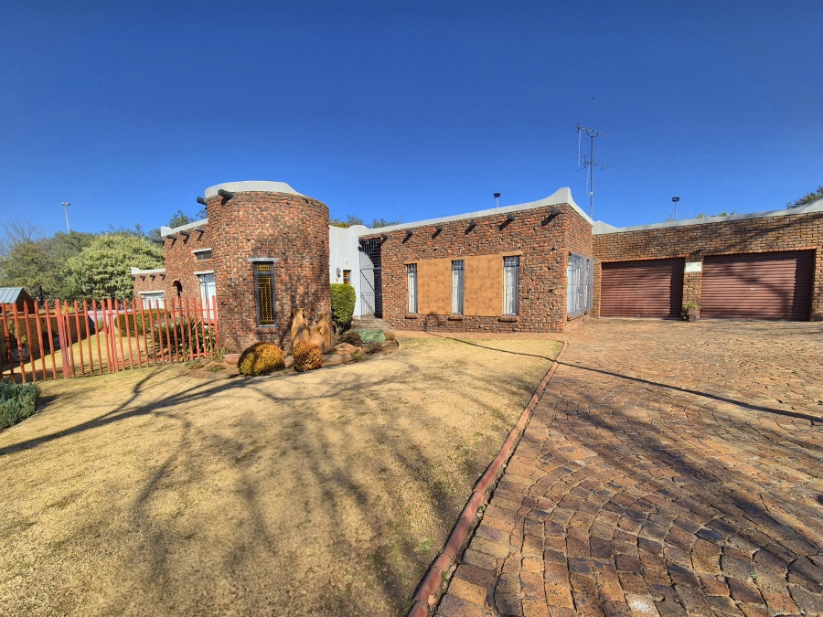 3 Bedroom Property for Sale in Dalpark Proper Gauteng
