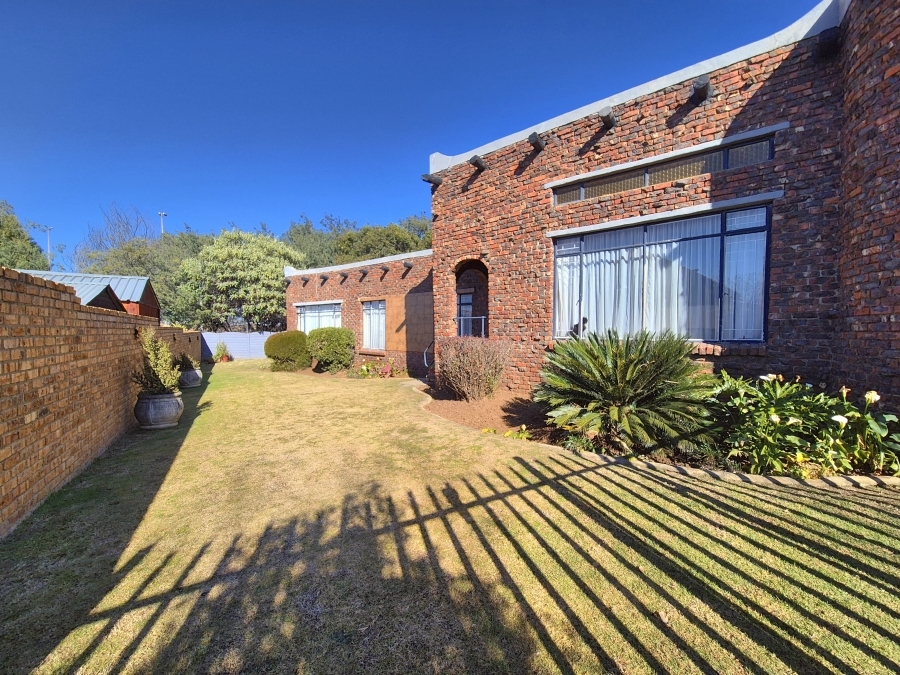 3 Bedroom Property for Sale in Dalpark Proper Gauteng