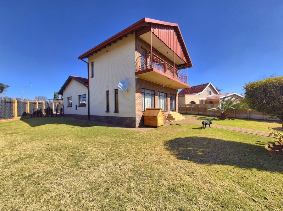 5 Bedroom Property for Sale in Brenthurst Gauteng