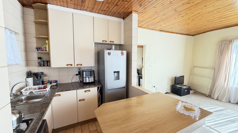 5 Bedroom Property for Sale in Atlasville Gauteng