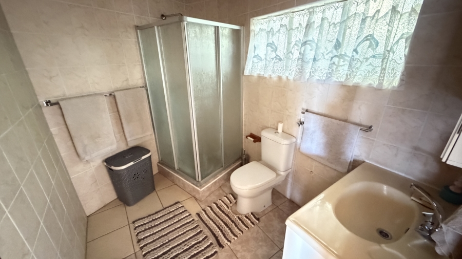 5 Bedroom Property for Sale in Atlasville Gauteng