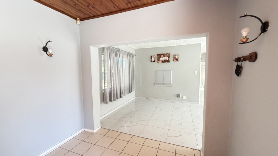 5 Bedroom Property for Sale in Atlasville Gauteng