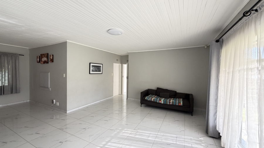 5 Bedroom Property for Sale in Atlasville Gauteng