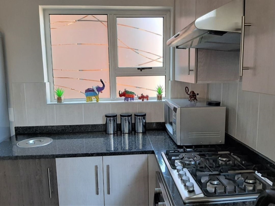 3 Bedroom Property for Sale in Glen Marais Gauteng
