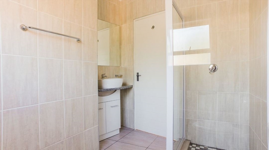 3 Bedroom Property for Sale in Glen Marais Gauteng