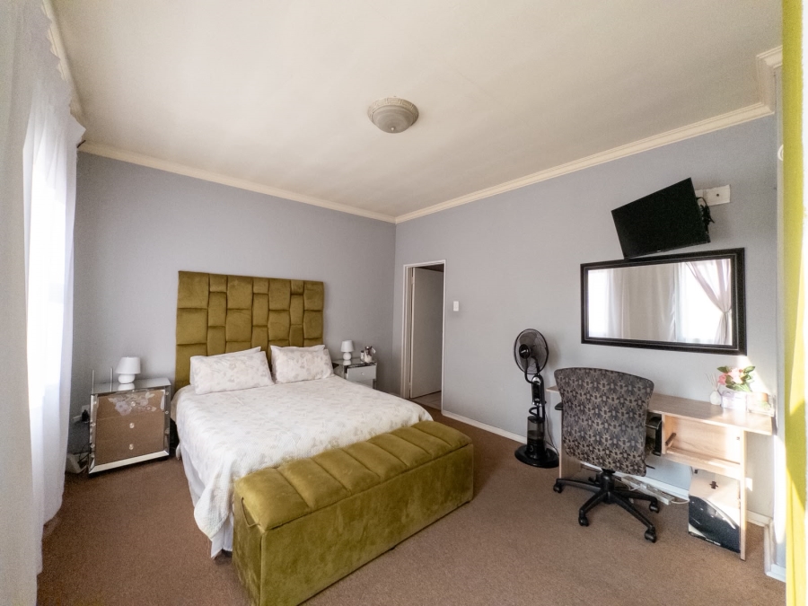 3 Bedroom Property for Sale in Sonneveld Gauteng
