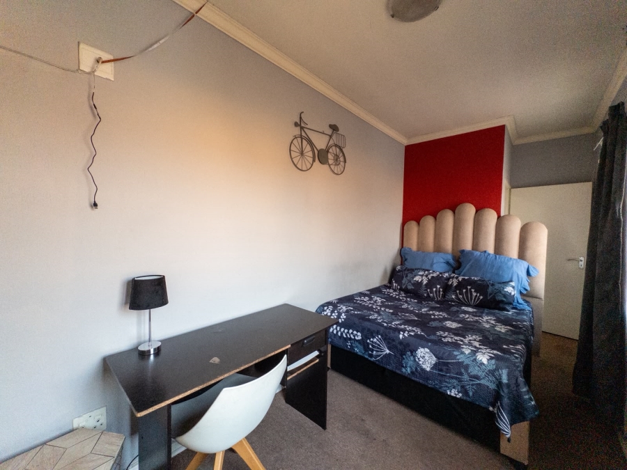 3 Bedroom Property for Sale in Sonneveld Gauteng