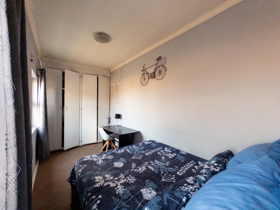 3 Bedroom Property for Sale in Sonneveld Gauteng